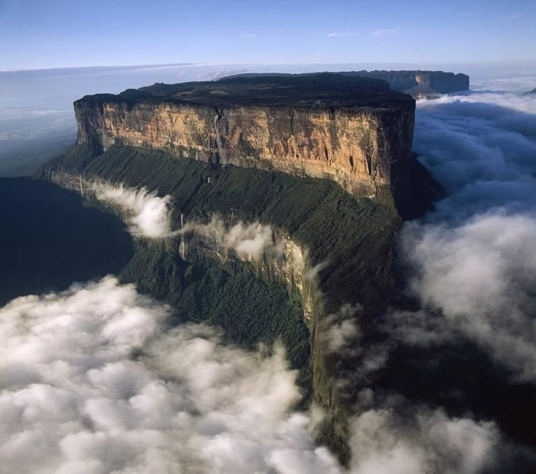 Tepui Mountains , Venezuela - GeologyHere